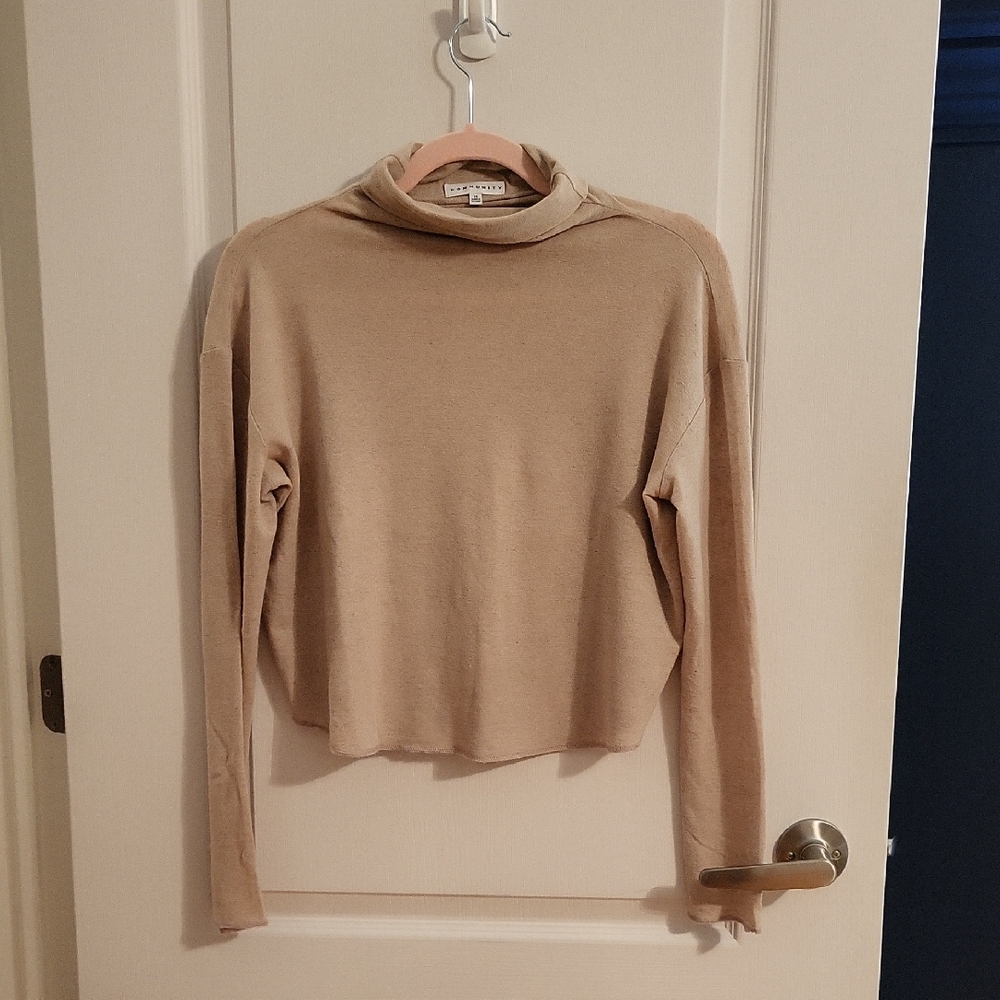 Community Linend And Wool Blend Turtle Neck